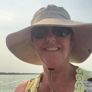 Meet your Posher, Angie